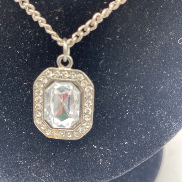Silvertone Crystal Octagon Pendant necklace 11” - Picture 3 of 6